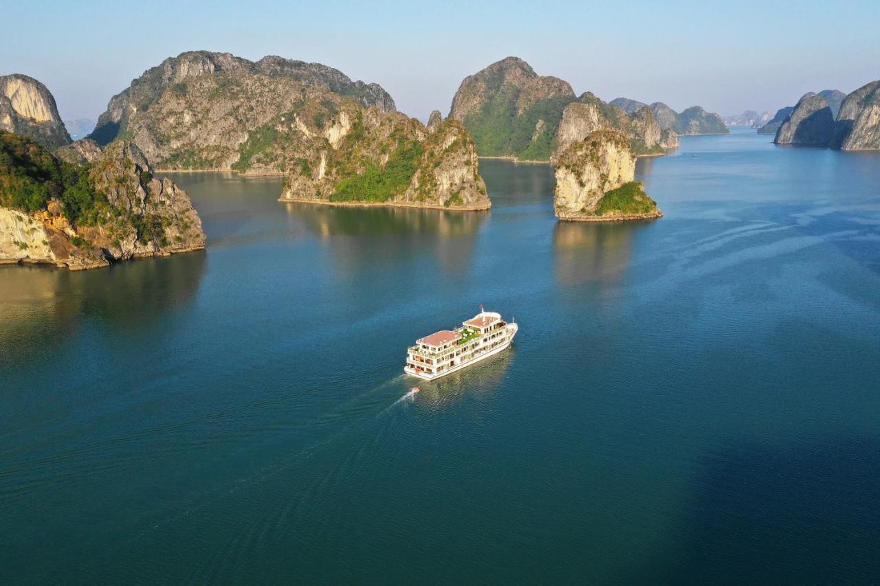 Halong Sapphire Cruise Hotel Nan Giang Bagian luar foto